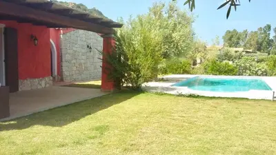 Piscina di ISA - Villas with private pool in Costa Rei just 500 meters from the sea o nelle vicinanze