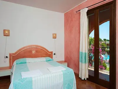 Letto o letti in una camera di Coastal Hideaway with Pool