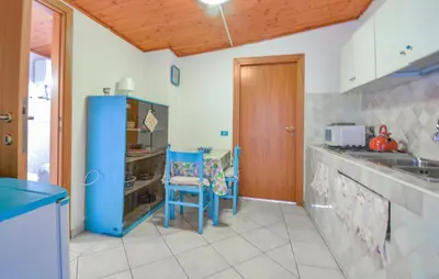 Cucina o angolo cottura di Pet Friendly Apartment In Solanas