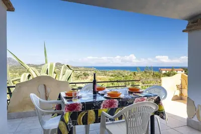 Paesaggio naturale nelle vicinanze della casa vacanze