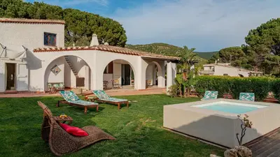 Piscina di VILLA SANDRA 10, Emma Villas o nelle vicinanze