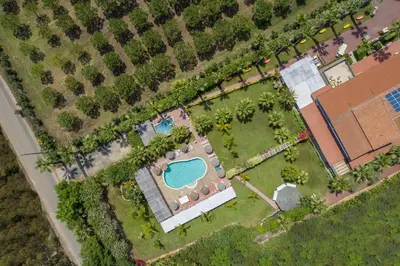 Piscina di Hotel Rurale Orti di Nora & SPA o nelle vicinanze