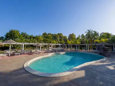 Piscina di Hotel Rurale Orti di Nora & SPA o nelle vicinanze