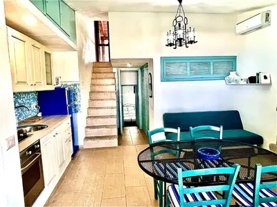 Cucina o angolo cottura di Villa Acquamarina a 2 passi dal mare