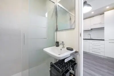 Bagno di Lumen City Vibes