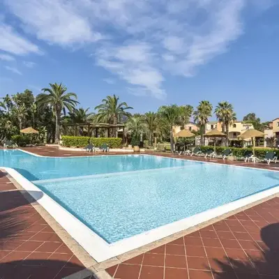 Tropical Residence In Santa Margherita Di Pula