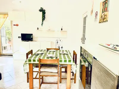 Cucina o angolo cottura di Casa vacanze alla Maddalena Spiaggia