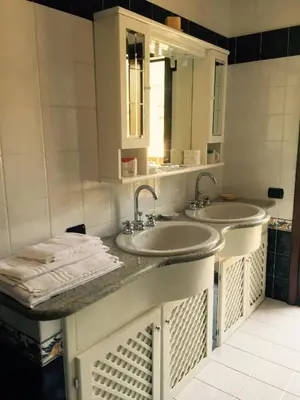Bagno di La ginestra Chia B&B