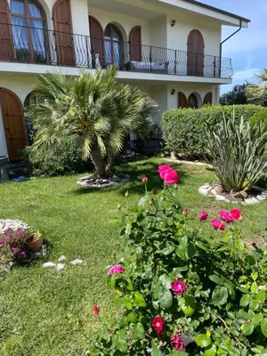 Giardino di Les Lauriers, chambre d'hôtes