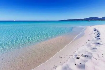 Paesaggio naturale nelle vicinanze della casa vacanze