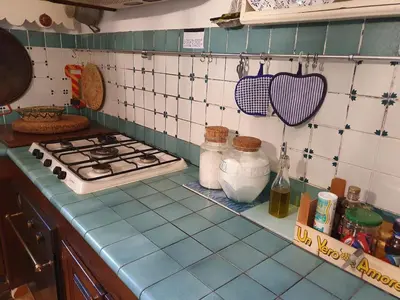 Cucina o angolo cottura di Porto Pineto villa indipendente 100 mt dal mare IUNP7395