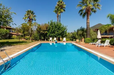 Piscina di Residenza Melissa o nelle vicinanze