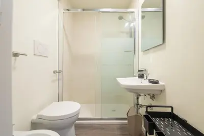 Bagno di Lumen - Downtown Vibes