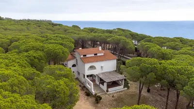 Paesaggio naturale nelle vicinanze della villa