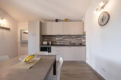 Cucina o angolo cottura di Comfort house with sea view- 5 minutes from the sea