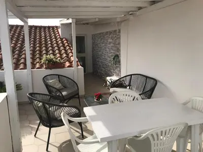 Area soggiorno di Centro e mare vicini