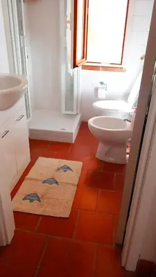 Bagno di Sisters' House