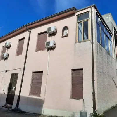 Domu Asquer 5