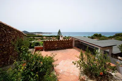 Paesaggio naturale nelle vicinanze della villa