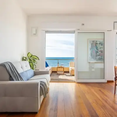 Casa Futuro - Beautiful sea view with pool