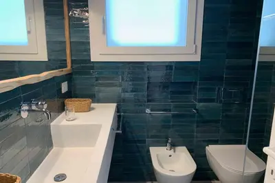 Bagno di Villa Maria Cristina, modern villa near beach