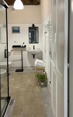 Bagno di Casa Manamunda