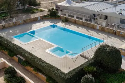 Piscina di Emerald Wave - House on the beach with pool o nelle vicinanze