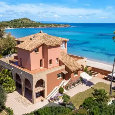 Villa Praesidium pied dans l'eau