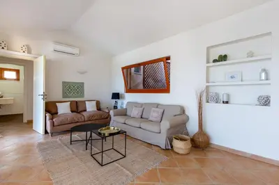 Area soggiorno di Villa Leone with pool & views, newly furnished