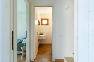 Letto o letti in una camera di Villa Leone with pool & views, newly furnished