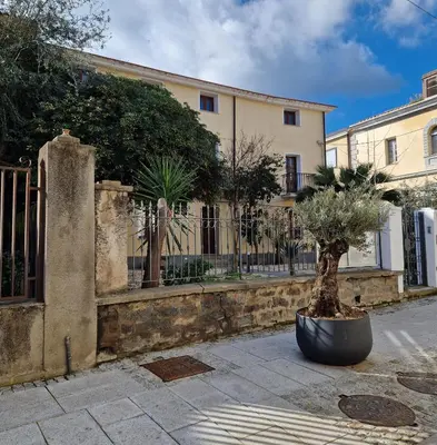 Edificio in cui si trova la stanza in casa privata