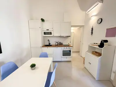 Cucina o angolo cottura di Privacy and relax- Nice house 5 minutes from the beach