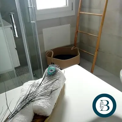 Letto o letti in una camera di BlueCharme modern apartment