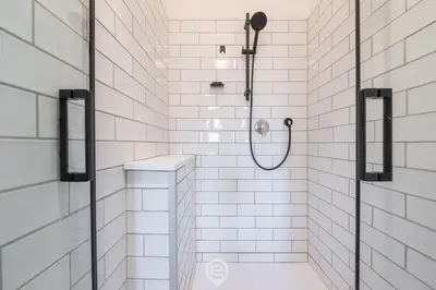 Bagno di Via Giardini House