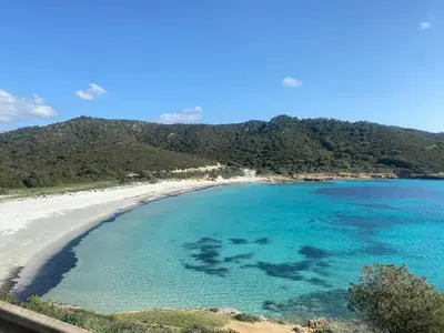 Paesaggio naturale nelle vicinanze della villa