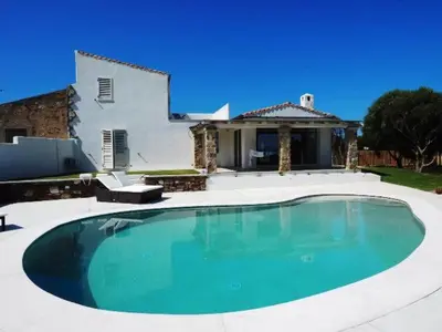 Piscina di Villa con piscina o nelle vicinanze