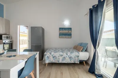 Cucina o angolo cottura di Villa Daniela- Costa Rei a 5 minuti a piedi dalla spiaggia con AC, WiFi e Parcheggi Privati