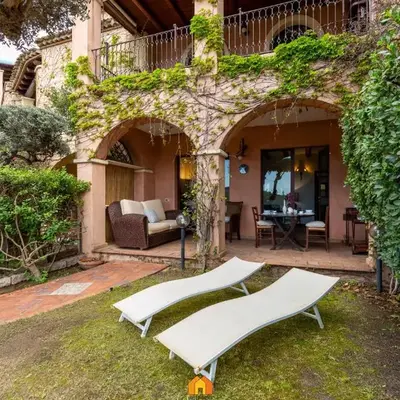 Rokkaria Holiday House