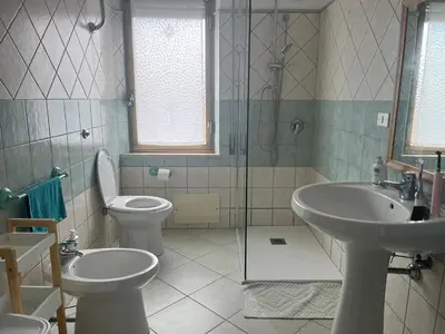 Bagno di Casa Monni vista mare
