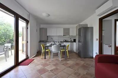 Cucina o angolo cottura di Appartamento vicino al mare Bacu e Ludu B
