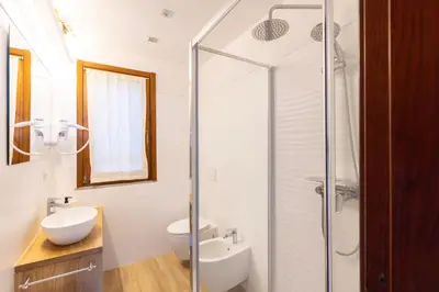 Bagno di Casa Valentina 11D - Free Wifi