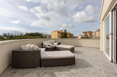 Balcone o terrazza di GuestHost - Comfortable Terrace Apartment - Sestu
