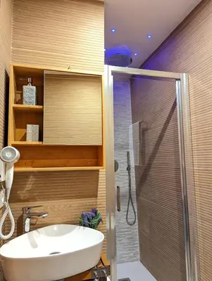 Bagno di Casa di Leda 2