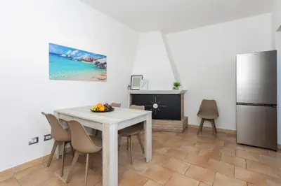 Cucina o angolo cottura di Costa Ovest Apartment 2