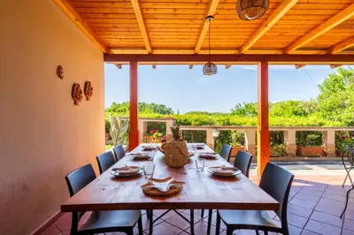 Balcone o terrazza di Villa Sara, a pochi passi dalla spiaggia, Sud Sardegna