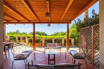 Balcone o terrazza di Villa Sara, a pochi passi dalla spiaggia, Sud Sardegna