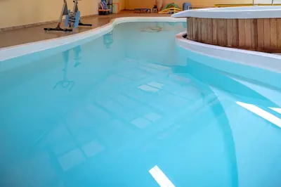 Piscina di Holos Apartment o nelle vicinanze