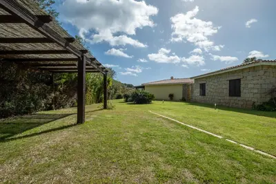 Giardino di Villa Lusso Santa Margherita di Pula 3 Minuti dal Mare