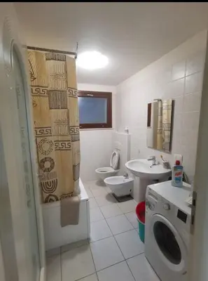 Bagno di Porzione di villetta a Capitana