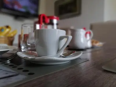 Set per la preparazione di tè e caffè presso B&b Sa Scraría